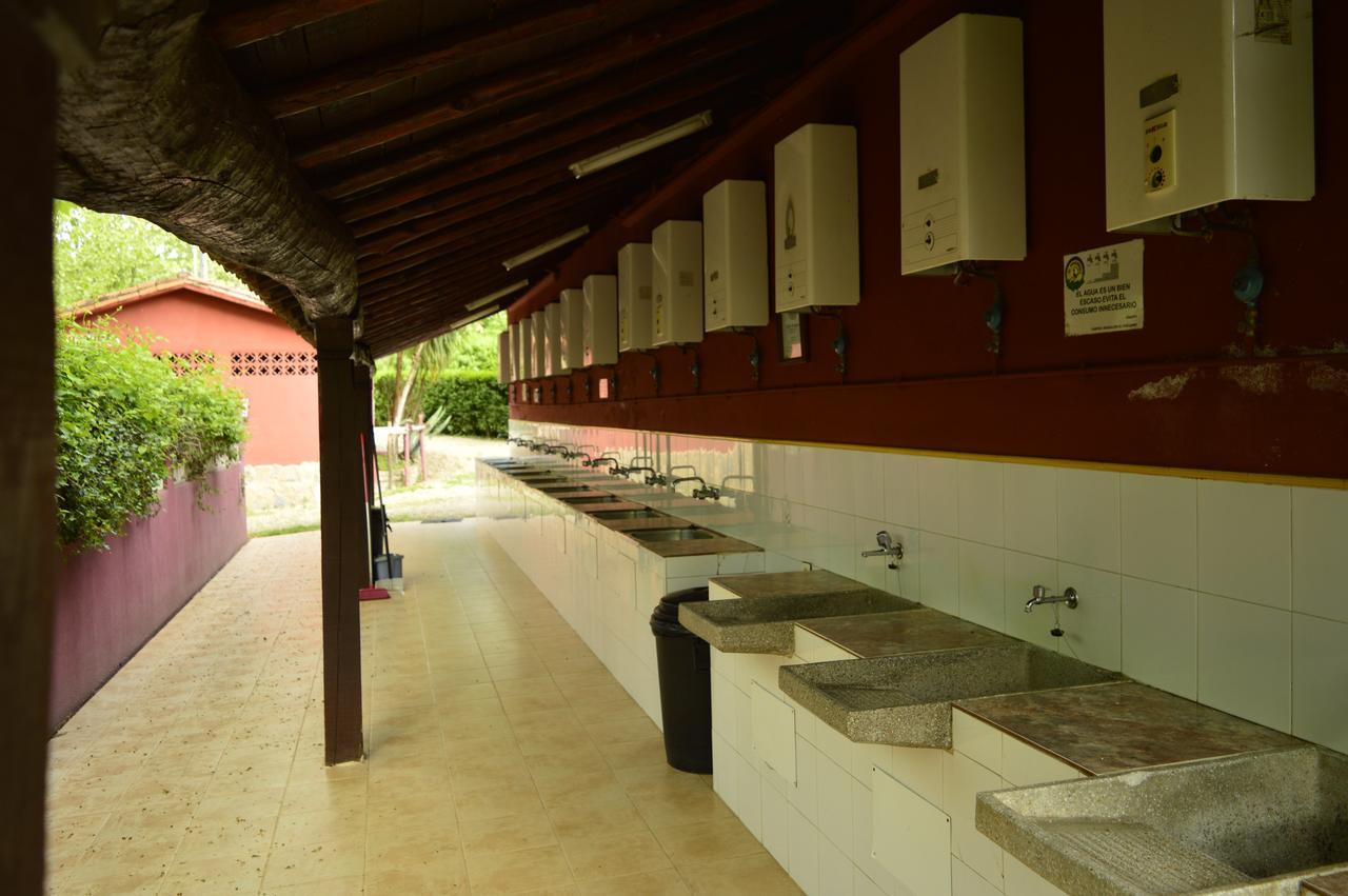 Camping El Pinajarro Hervás Exterior foto