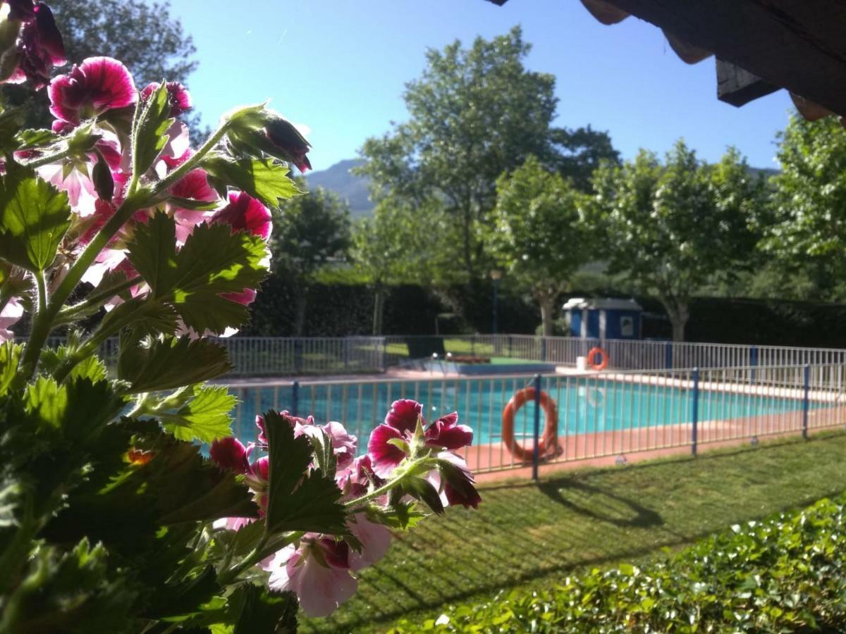 Camping El Pinajarro Hervás Exterior foto